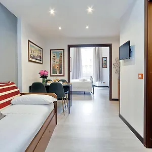 https://cavour-square-apartment.it-romehotels.com